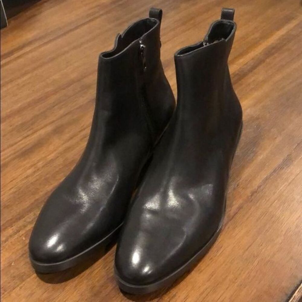 COPY - New ❤️Coach ankle booties